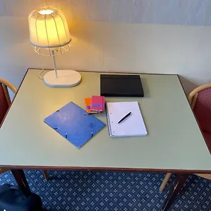 Otel Tabor, Viyana