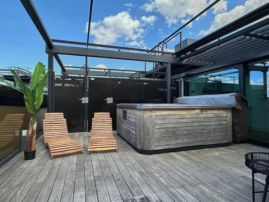 Next To Augarten Penthouse Rooftop Terrace Apartment Vienna